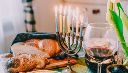 九游娱乐中心-阿森纳主场遭逆转，球队难逃失利，欧冠名额或受威胁，阿森纳的欧冠