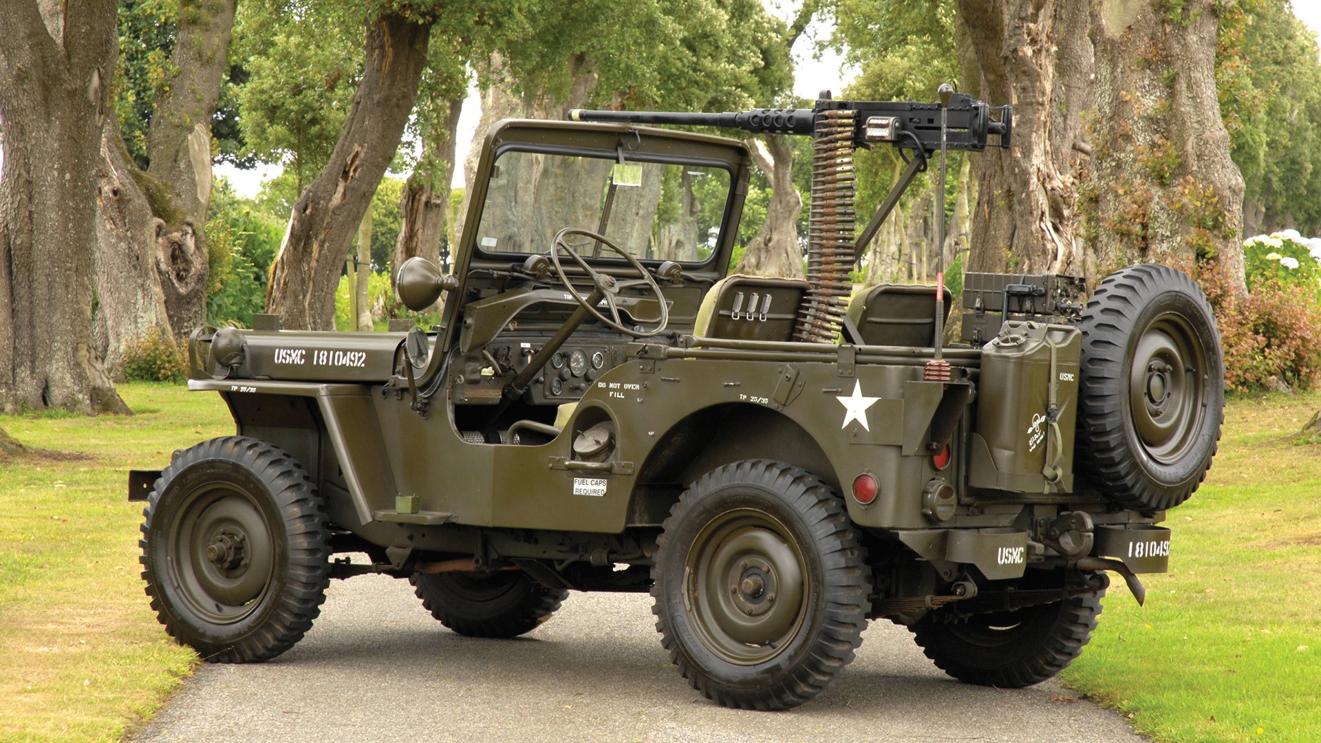 _退役运动员转型：从球场到教练、解说席_，健美运动员席鑫