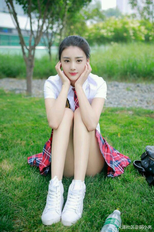 卡普尔凭借冷静的判断和精确的突破，让袋鼠队进攻更具威胁，卡普尔公司