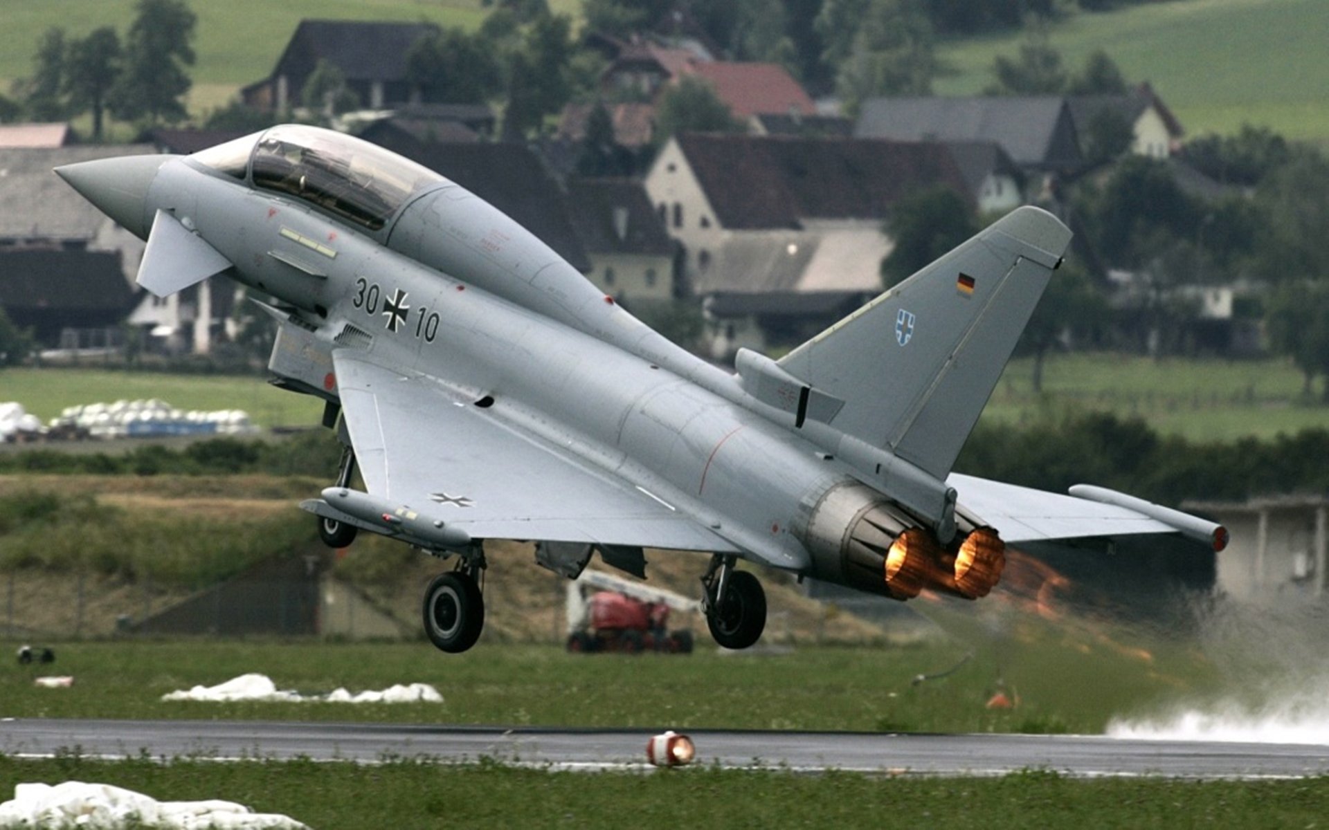 九游(jiuyou)官方网站-意甲球队的绝佳配合：串联出精彩场面，意甲球队的关系及恩怨